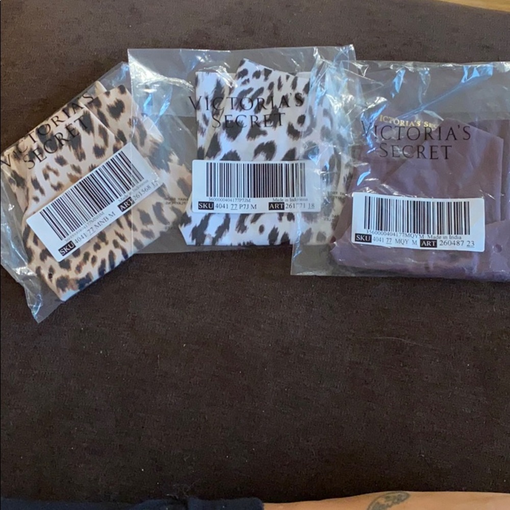 3 no show panty bundle (Victoria’s Secret)